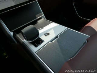 Land Rover Range Rover 3,0  HSE P460e 2025
