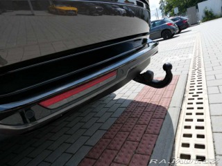 Land Rover Range Rover 3,0  HSE P460e 2025