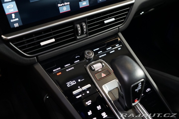 Porsche Cayenne TURBO*PDCC*PSCB*NEZ.TOP*P 2020