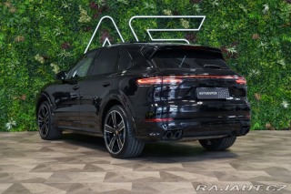 Porsche Cayenne TURBO*PDCC*PSCB*NEZ.TOP*P 2020