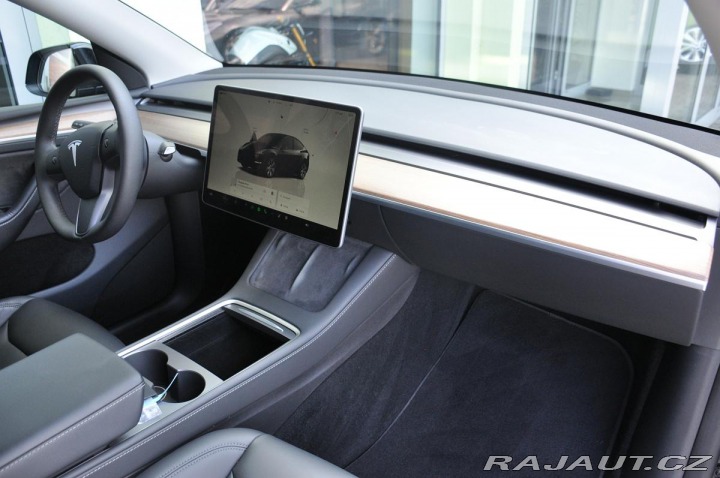 Tesla Model Y LONG RANGE DUAL MOTOR AWD 2023