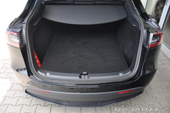 Tesla Model Y LONG RANGE DUAL MOTOR AWD 2023