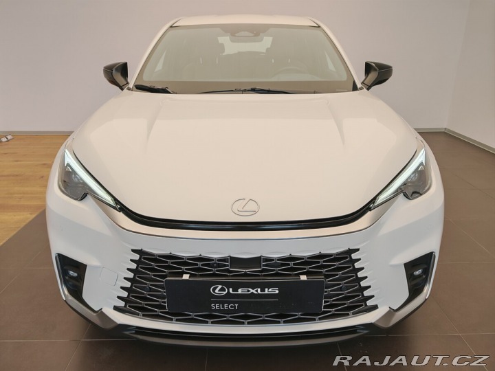 Lexus Ostatní modely LBX 1.5 HEV Relax FWD 2024
