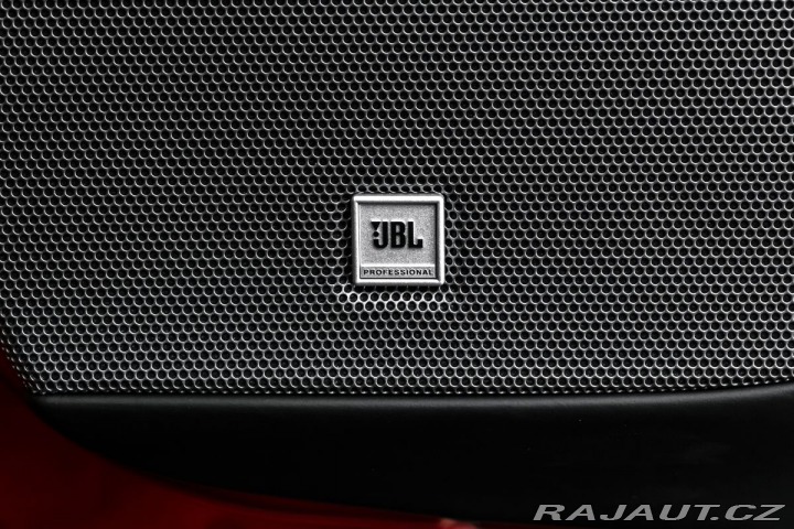 Ferrari Portofino Magneride, passenger, JBL 2019