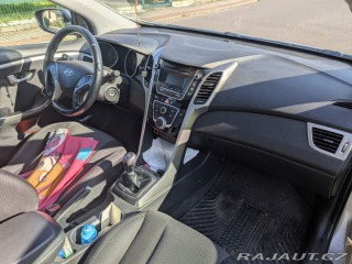 Hyundai i30 2016