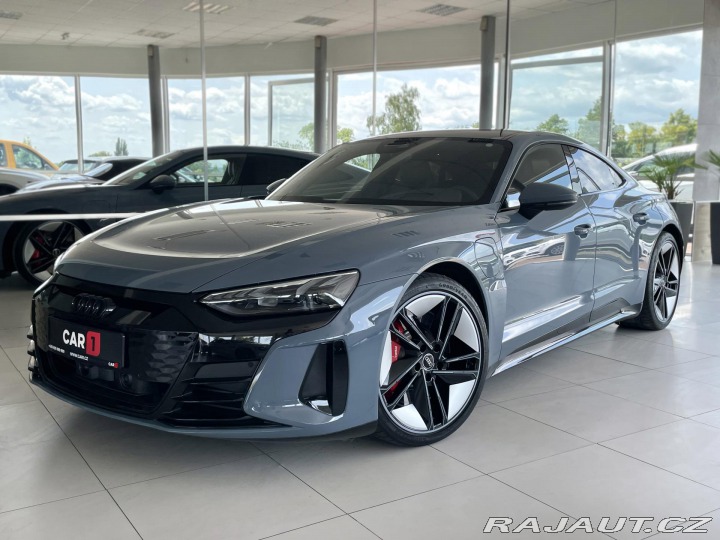 Audi e-tron 2022
