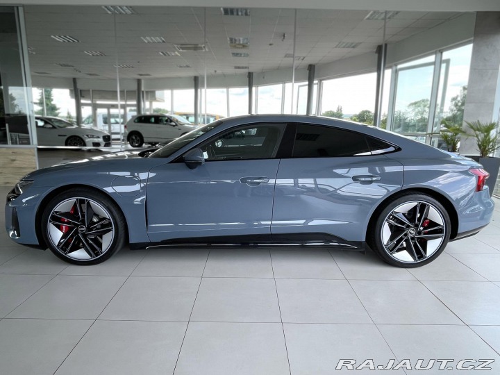 Audi e-tron GT Quattro*350kW*Vzduch*Nigh 2022