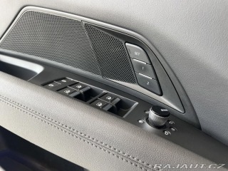 Audi e-tron  2022