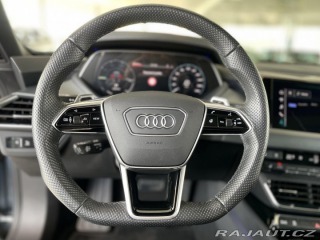 Audi e-tron  2022