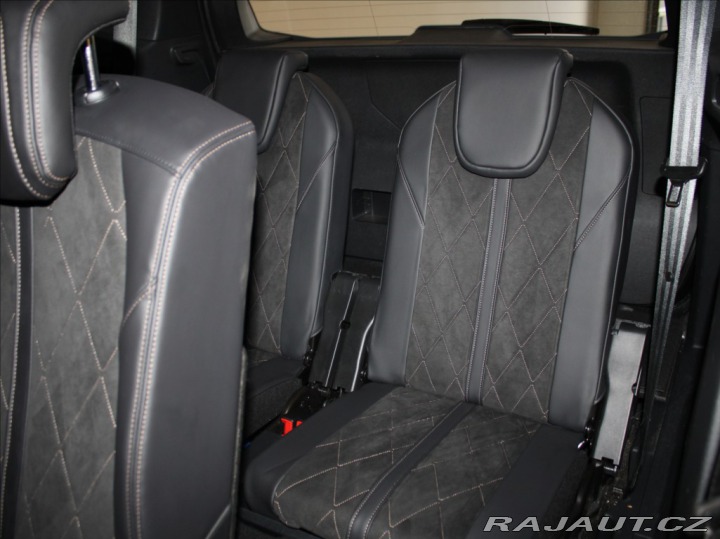 Peugeot 5008 2,0 HDi 130kW GT Paměť TZ 2019