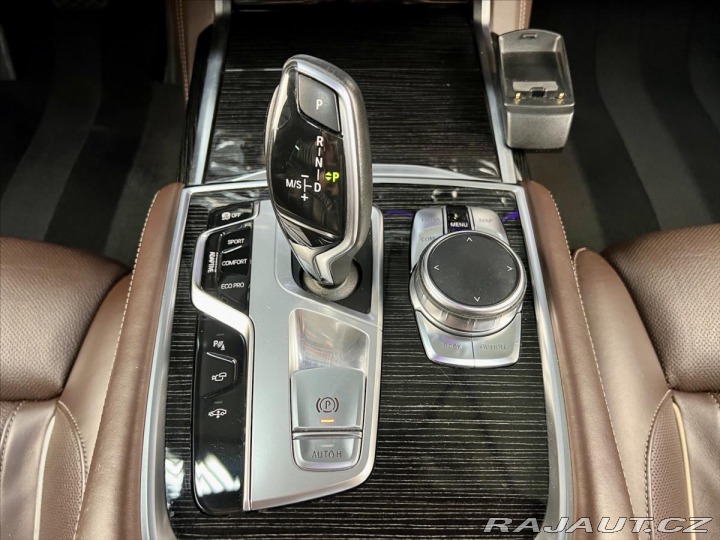 BMW 7 740d xDrive CARBON CORE, 2016