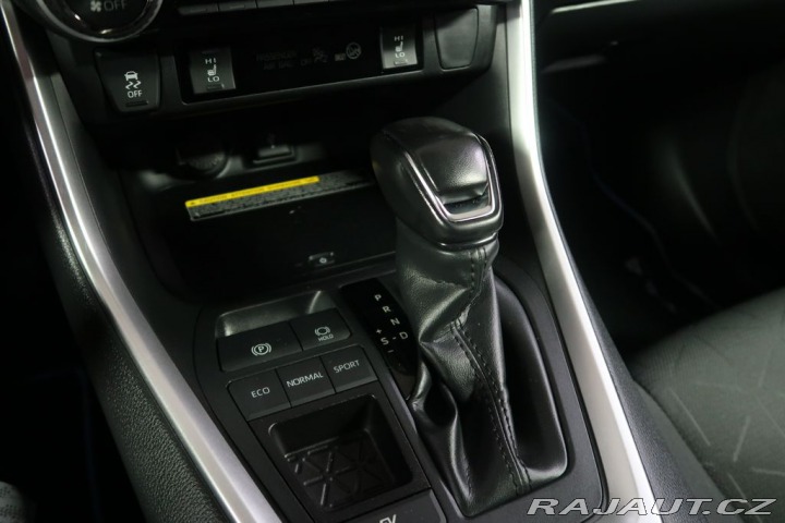 Toyota RAV4 2.5Hybrid,CZ,1Maj,Comfort 2020