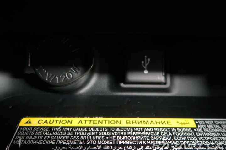 Toyota RAV4 2.5Hybrid,CZ,1Maj,Comfort 2020
