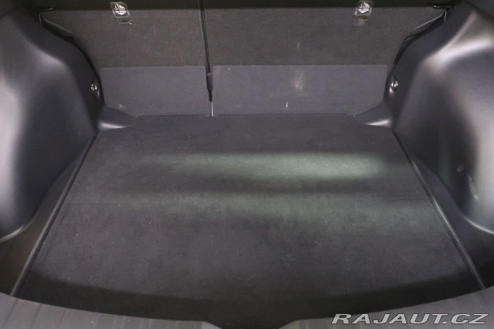 Toyota Corolla Cross 1.8Hybrid,CZ,1Maj,Comfort 2024