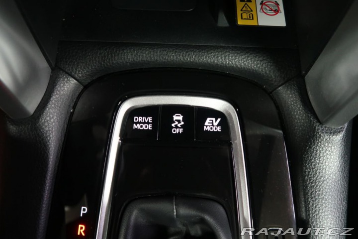 Toyota Corolla Cross 1.8Hybrid,CZ,1Maj,Comfort 2024
