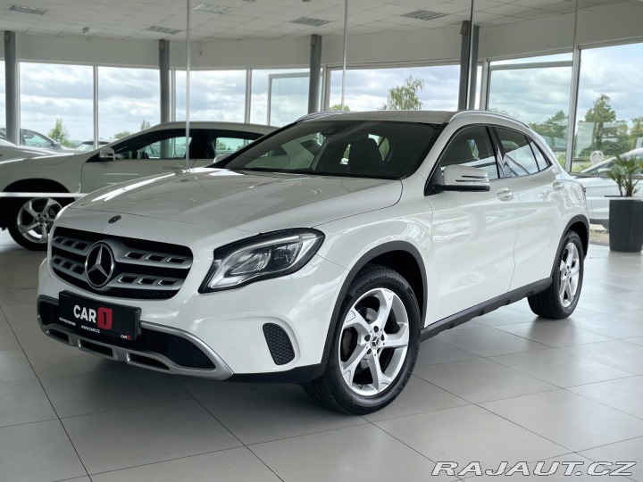 Mercedes-Benz GLA 200d*LED*Comand*Kamera*El 2018