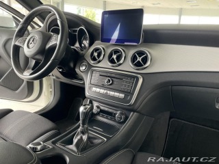 Mercedes-Benz GLA 200d*LED*Comand*Kamera*El 2018