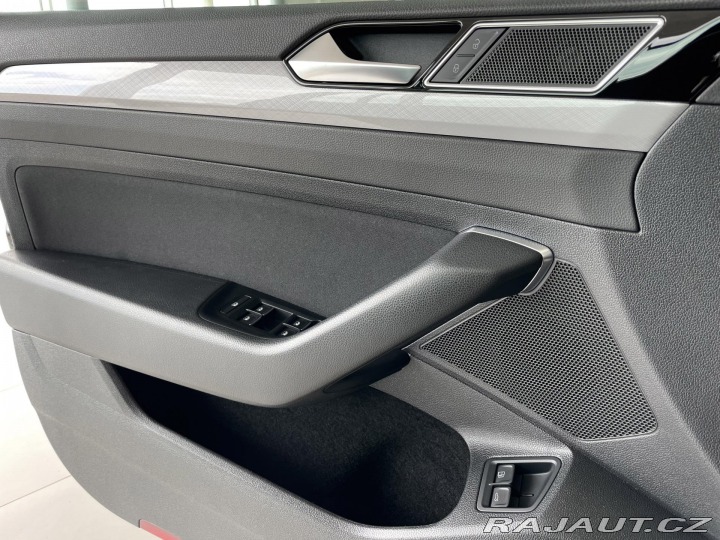 Volkswagen Passat GTE 160kW*Masáž*Nav*Kamer 2021