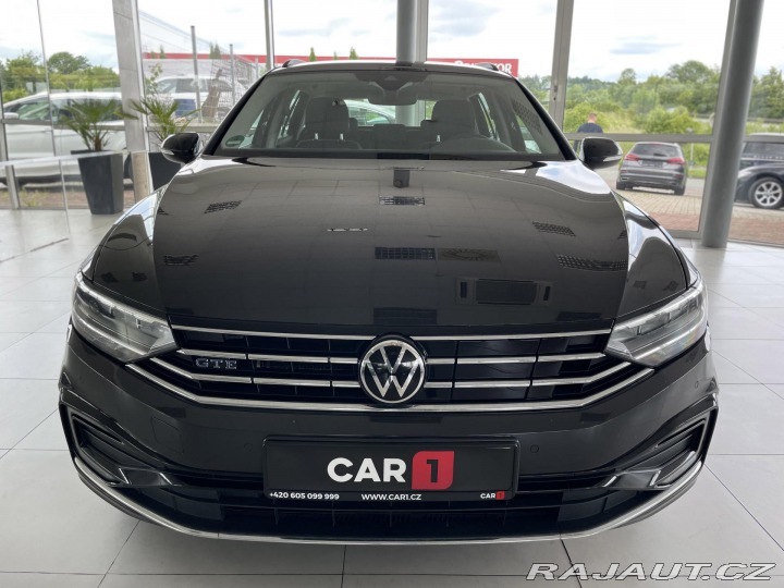 Volkswagen Passat GTE 160kW*Masáž*Nav*Kamer 2021