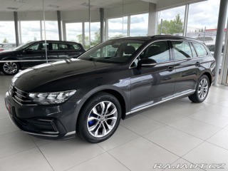 Volkswagen Passat GTE 160kW*Masáž*Nav*Kamer 2021
