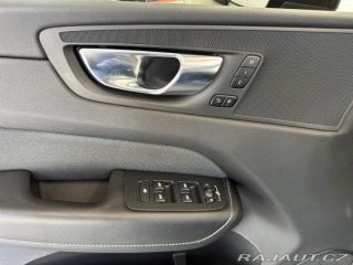 Volvo XC60 B4 2.0 R-DESIGN AT8 AWD 2021