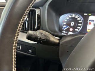 Volvo XC60 B4 2.0 R-DESIGN AT8 AWD 2021
