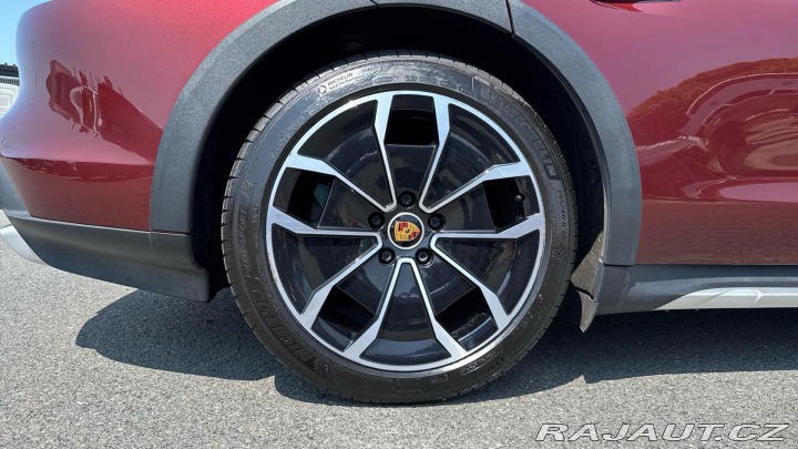 Porsche Taycan 4 Cross Turismo 2022