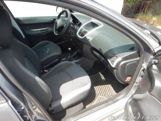 Peugeot 206 + TRENDY 1.1i, KLIMA 2009