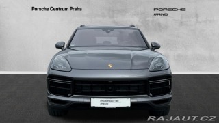 Porsche Cayenne Turbo 2021