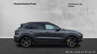 Porsche Cayenne Turbo 2021