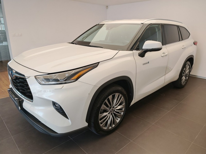 Toyota Highlander 2.5 Hybrid Dynamic Force
