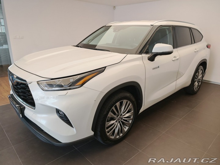 Toyota Highlander 2.5 Hybrid Dynamic Force 2021