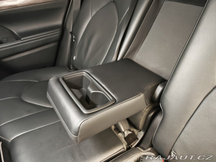 Toyota Highlander 2.5 Hybrid Dynamic Force 2021
