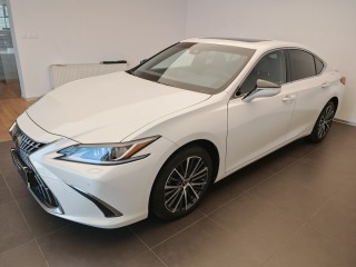Lexus  ES 300h 300h Business Edition