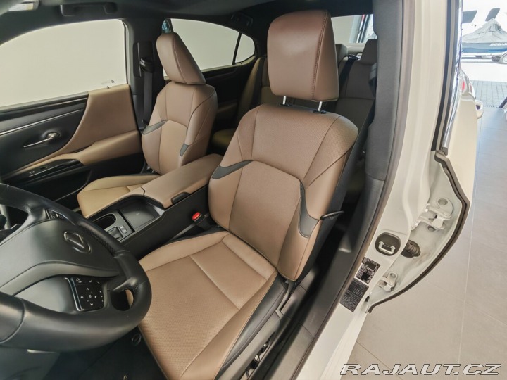 Lexus Ostatní modely ES 300h 300h Business Edition 2023