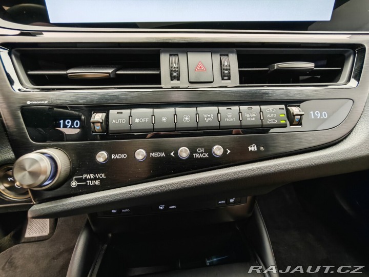 Lexus Ostatní modely ES 300h 300h Business Edition 2023