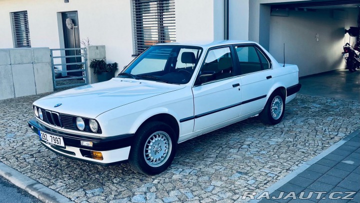 BMW 3 318i*REZERVACE* 1988