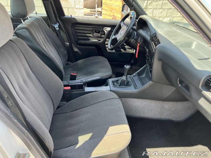 BMW 3 318i*REZERVACE* 1988