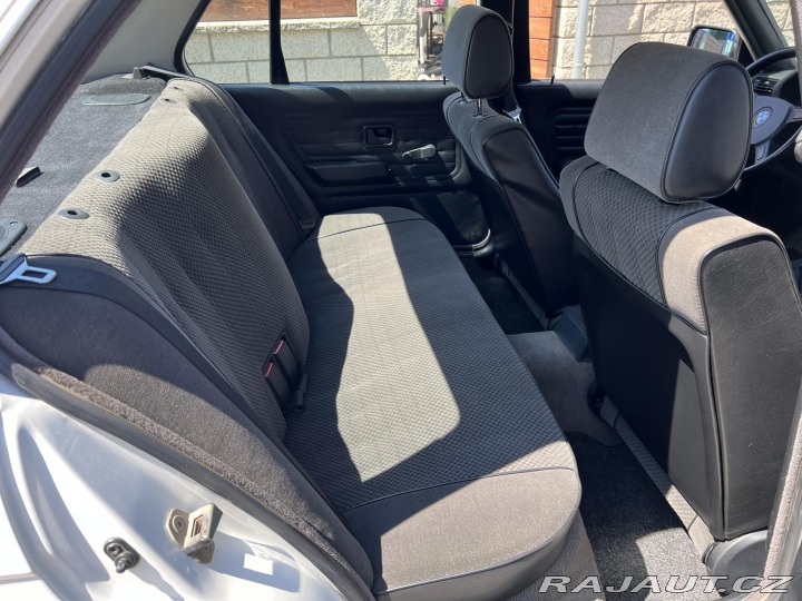 BMW 3 318i*REZERVACE* 1988