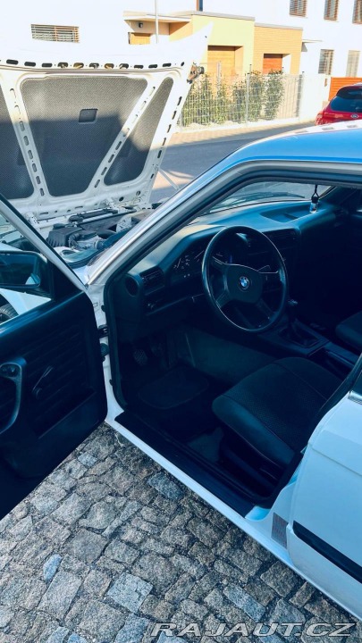BMW 3 318i*REZERVACE* 1988