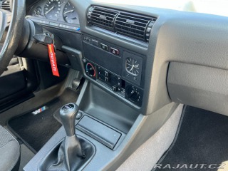 BMW 3 318i*BEZ KOROZE*HEZKÝ STA 1988
