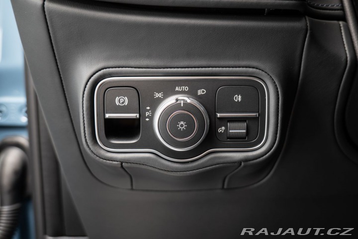 Mercedes-Benz G  1800