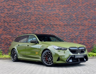 BMW M5 Touring | Urban Green -