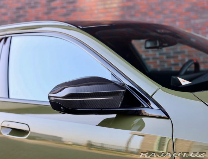 BMW M5 Touring | Urban Green - 2025