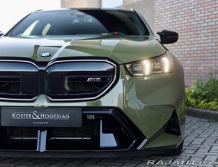 BMW M5 Touring | Urban Green - 2025