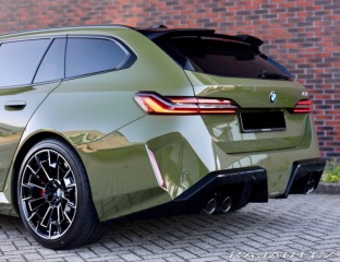 BMW M5 Touring | Urban Green - 2025