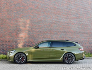 BMW M5 Touring | Urban Green - 2025