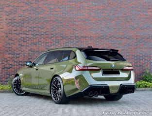 BMW M5 Touring | Urban Green - 2025