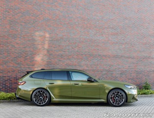 BMW M5 Touring | Urban Green - 2025