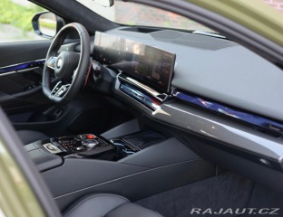 BMW M5 Touring | Urban Green - 2025